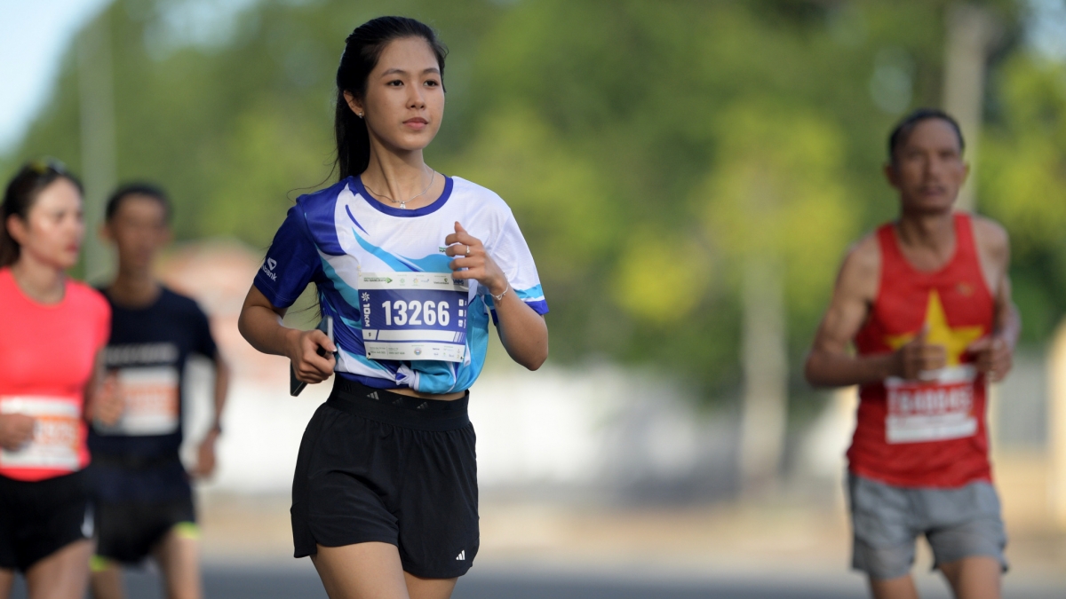 10.000 vĐv tham gia giải marathon quốc tế mekong delta hình ảnh 1 10.000 vDv tham gia giai marathon quoc te mekong delta hinh anh 1