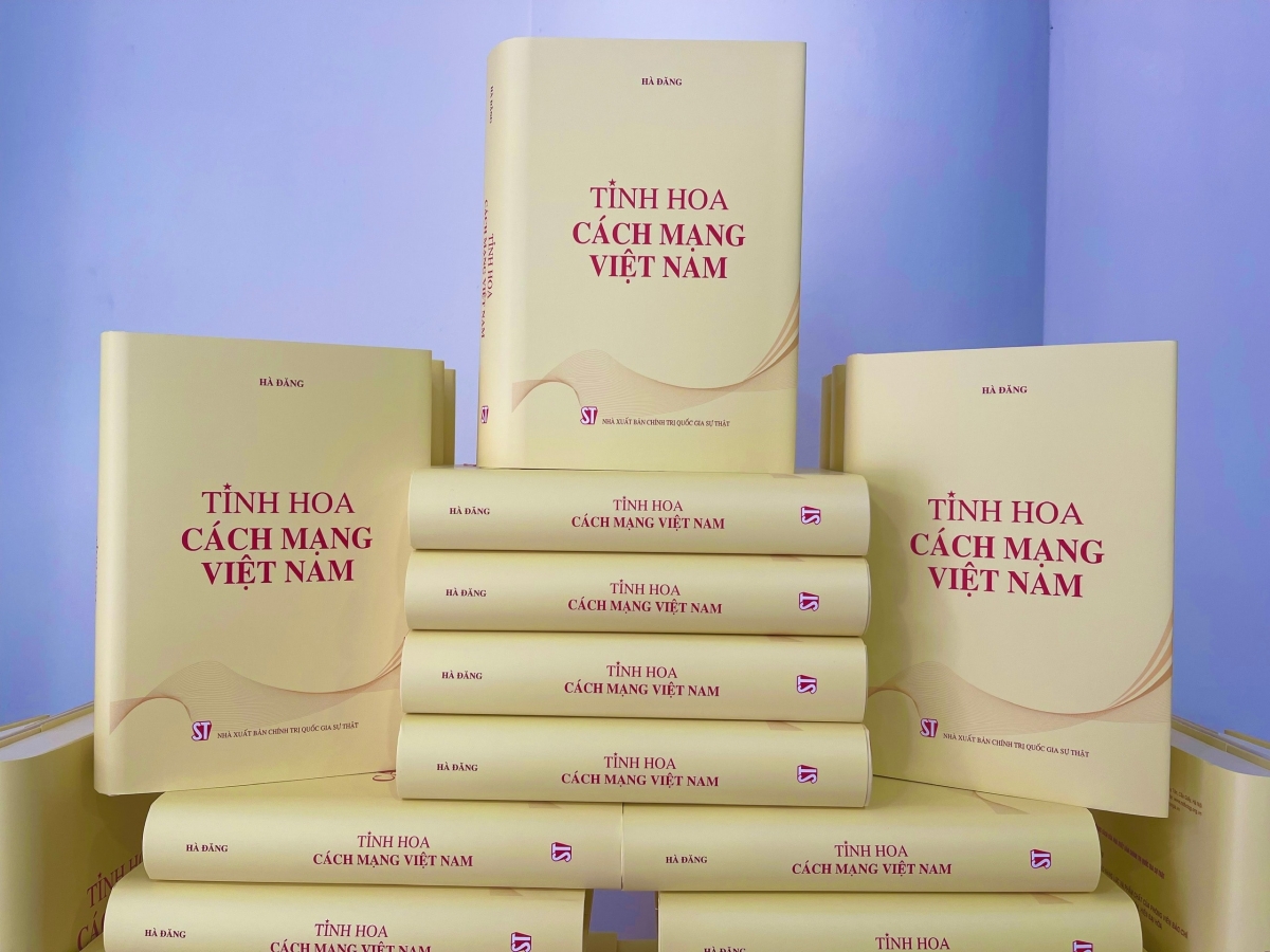 nhà báo hà Đăng ra mắt sách tinh hoa cách mạng việt nam ở tuổi 96 hình ảnh 2 nha bao ha Dang ra mat sach tinh hoa cach mang viet nam o tuoi 96 hinh anh 2