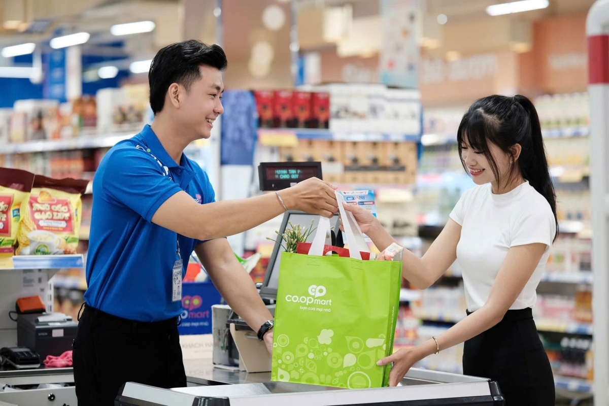 saigon co.op day manh tieu dung xanh - uu dai sau hon 2.000 san pham xanh hinh anh 1