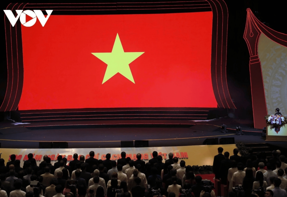 senior leaders attend ceremony marking 100 years of vietnamese revolutionary press picture 3 senior leaders attend ceremony marking 100 years of vietnamese revolutionary press picture 3