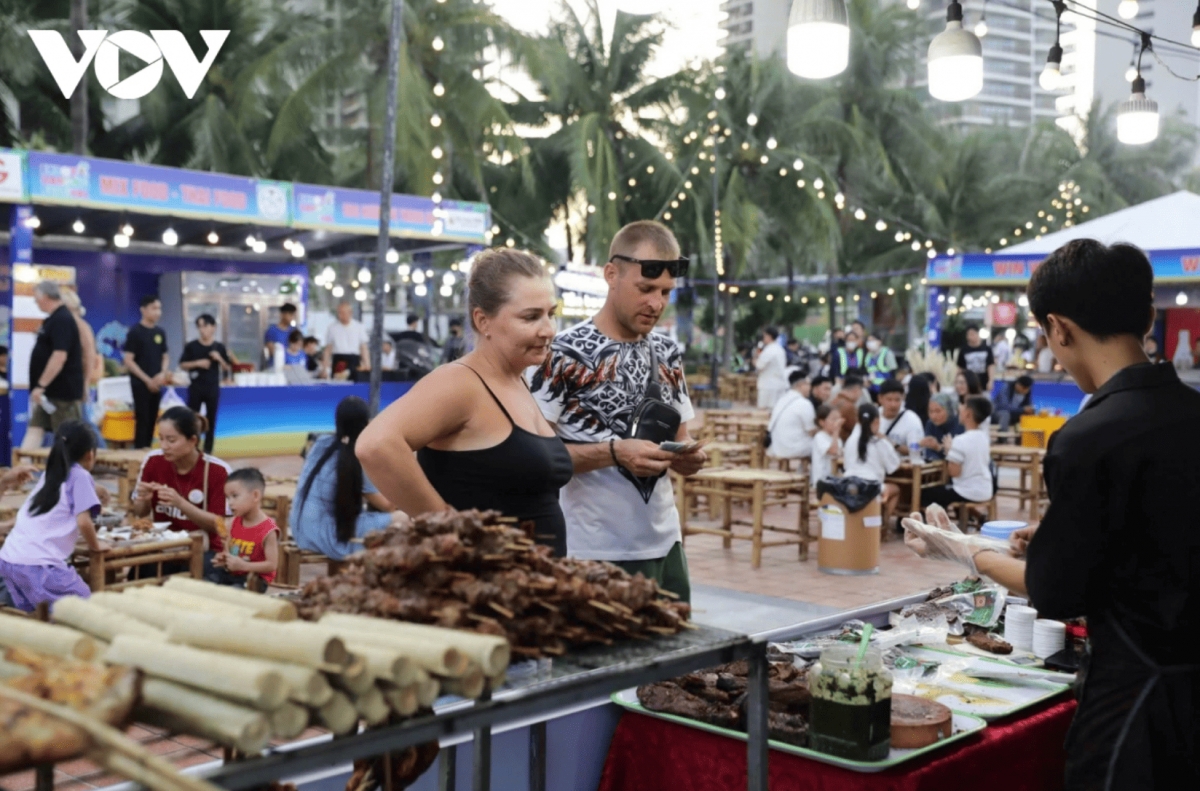 enjoy da nang 2025 opens with hands-on experiences and local flavors picture 2 enjoy da nang 2025 opens with hands-on experiences and local flavors picture 2
