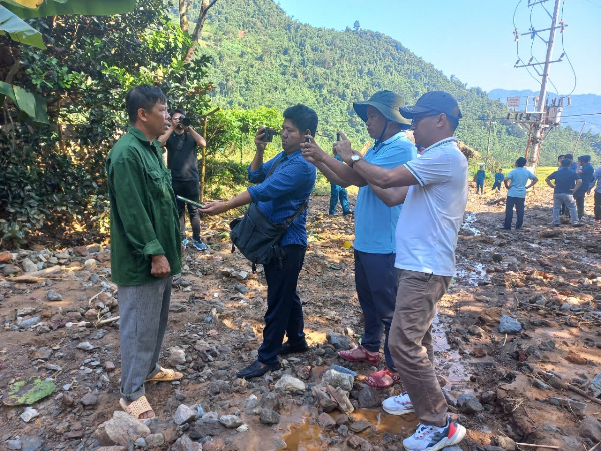 lễ trao giải báo chí quốc gia 2024 vinh danh 128 tác phẩm báo chí xuất sắc hình ảnh 6 le trao giai bao chi quoc gia 2024 vinh danh 128 tac pham bao chi xuat sac hinh anh 6