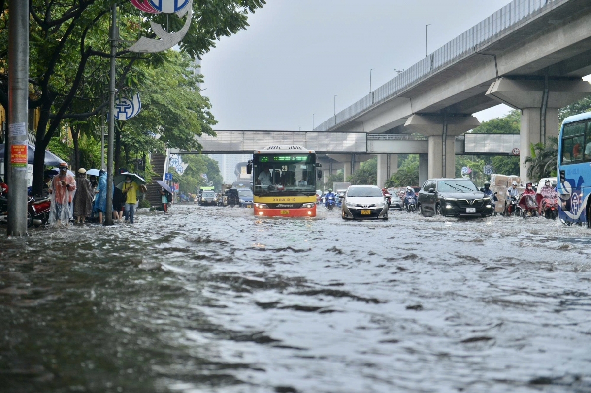 thời tiết hôm nay 12 6 nhiều khu vực trên cả nước có mưa to và dông hình ảnh 1 thoi tiet hom nay 12 6 nhieu khu vuc tren ca nuoc co mua to va dong hinh anh 1