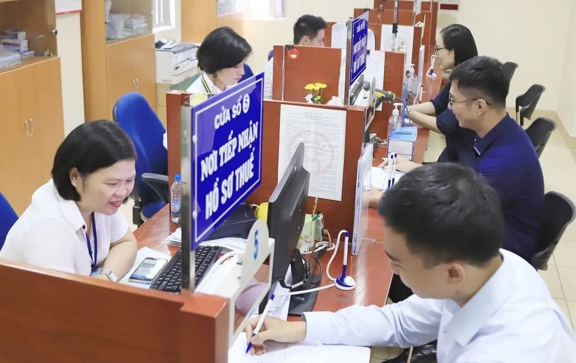 Đề nghị điều chỉnh nguồn thu cấp quận, huyện, thị xã về ngân sách TP Hà Nội