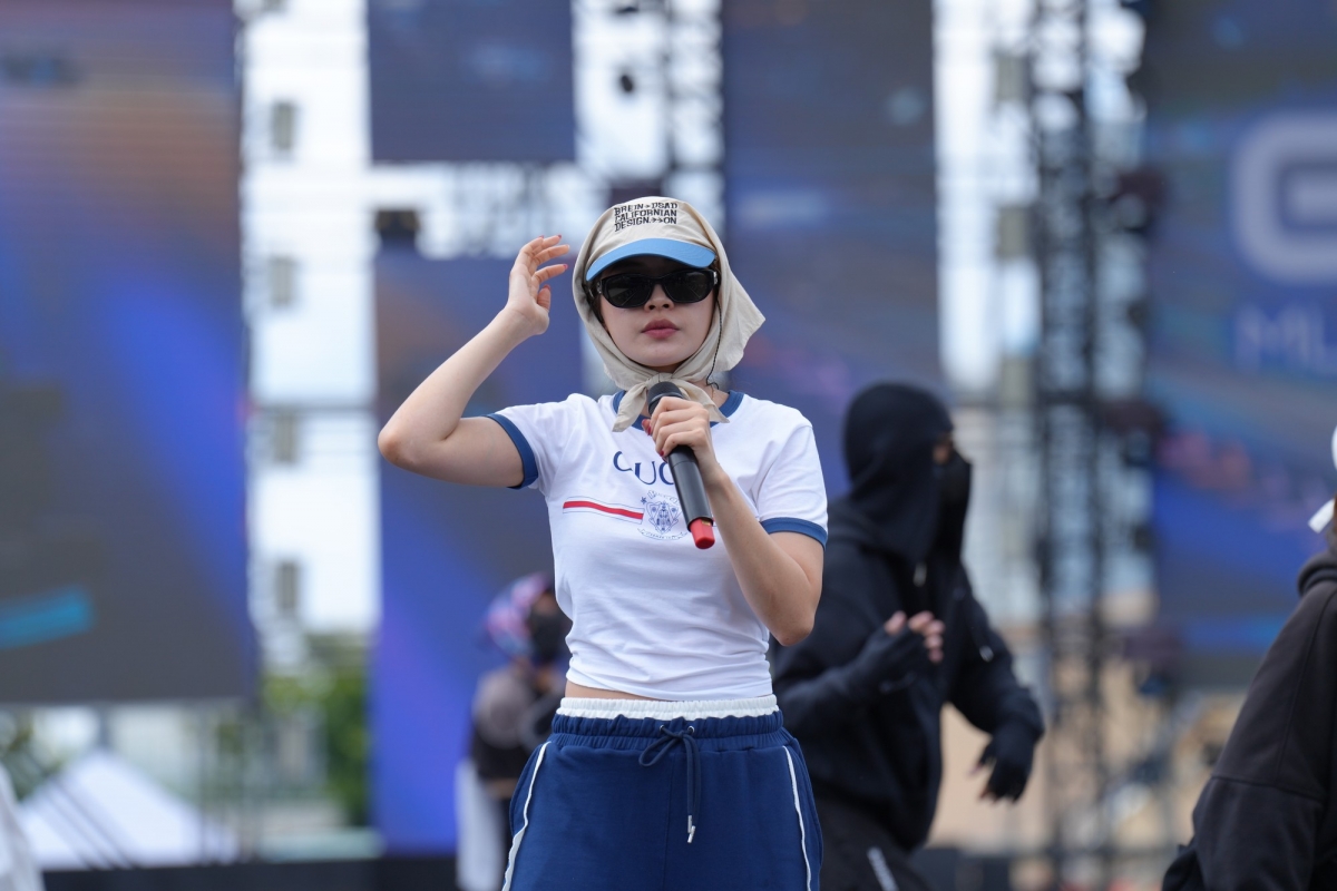 sao việt 29 6 tăng duy tân xưng anh với bích phương hình ảnh 3 sao viet 29 6 tang duy tan xung anh voi bich phuong hinh anh 3