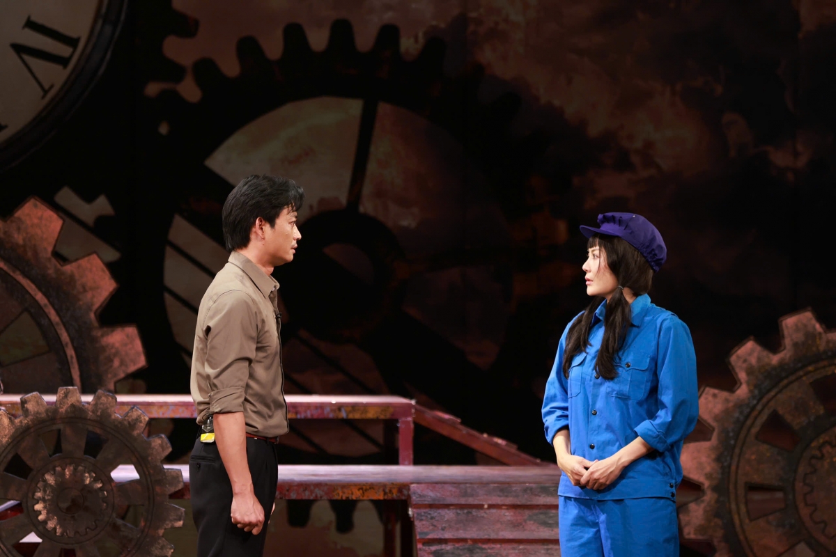 cong dien vo toi va chung ta khi san khau song lai qua song truyen hinh hinh anh 5