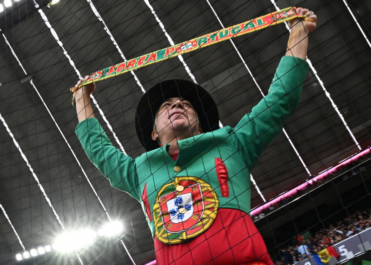 ronaldo ghi bàn, bồ Đào nha vô địch uefa nations league 2024 2025 hình ảnh 12 ronaldo ghi ban, bo Dao nha vo dich uefa nations league 2024 2025 hinh anh 12