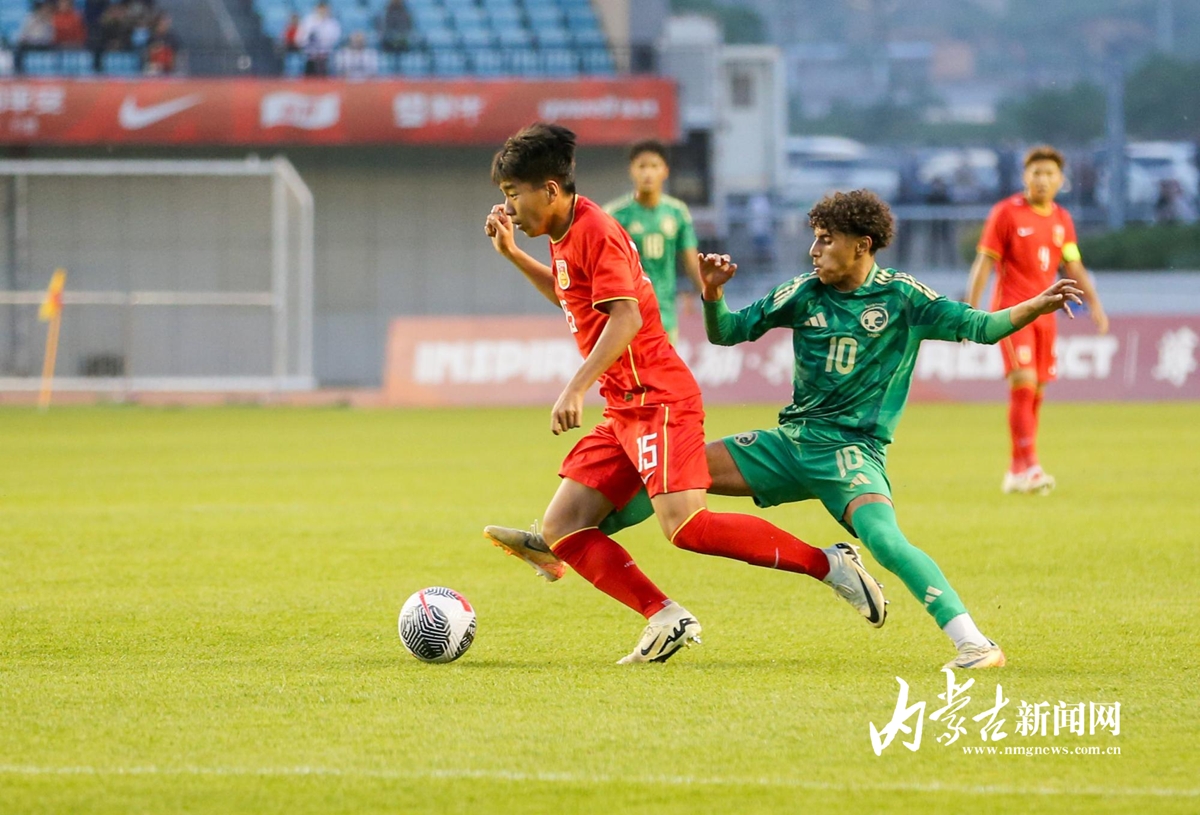 u16 việt nam đánh bại u16 saudi arabia, có cơ hội giành ngôi á quân giải quốc tế hình ảnh 3 u16 viet nam danh bai u16 saudi arabia, co co hoi gianh ngoi a quan giai quoc te hinh anh 3