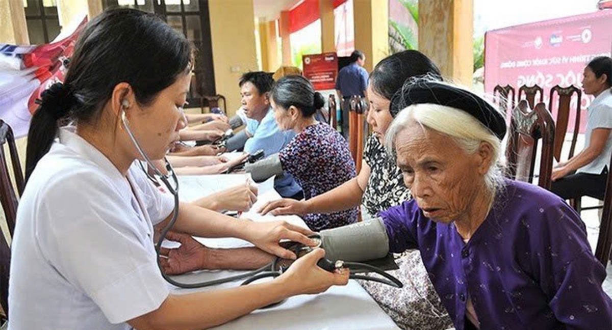 Chỉ đạo của Tổng Bí thư Tô Lâm như "tiếng trống lệnh" cải cách y tế toàn diện