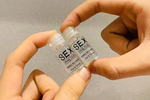 Phát hiện chồng thường xuyên sử dụng thuốc kích dục, tôi nên làm sao?