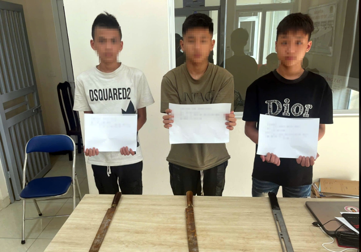 Bắt gọn băng cướp "tuổi teen" dùng kiếm cướp tài sản ở Hà Nội