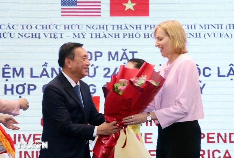 HCM City gathering marks US Independence Day and 30 years of Vietnam-US ties