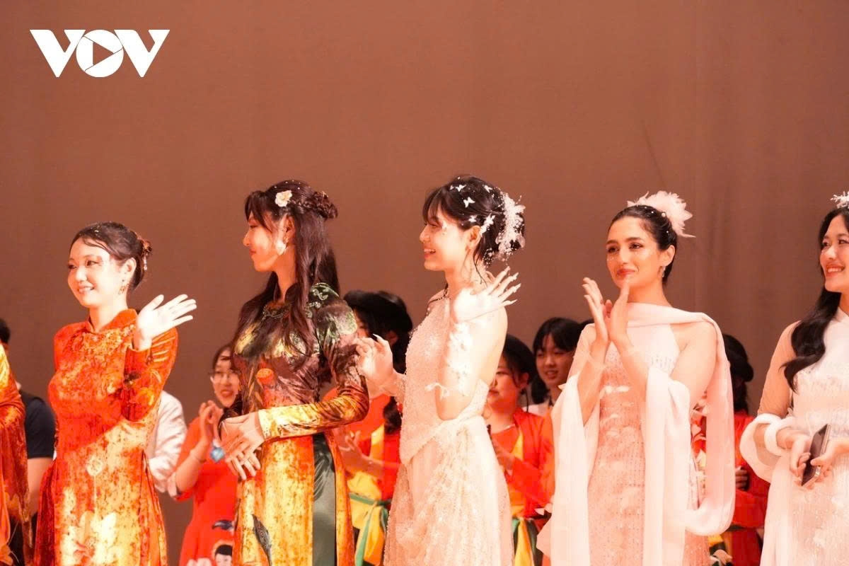 a vibrant celebration promotes vietnamese culture in japan picture 2 a vibrant celebration promotes vietnamese culture in japan picture 2