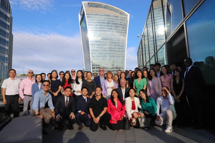 newly-established association hoped to boost vietnam-uk financial ties picture 1 newly-established association hoped to boost vietnam-uk financial ties picture 1