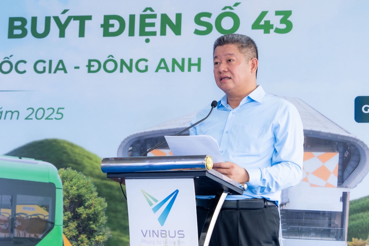 vinbus khai trương tuyến buýt điện 43 kết nối nội thành với Đông anh hình ảnh 1 vinbus khai truong tuyen buyt dien 43 ket noi noi thanh voi Dong anh hinh anh 1