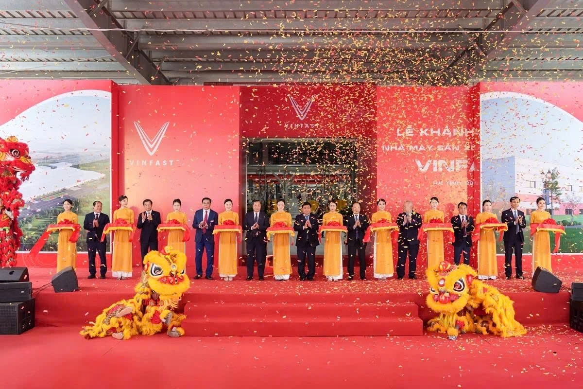 vinfast inaugurates electric vehicle factory in ha tinh province picture 1 vinfast inaugurates electric vehicle factory in ha tinh province picture 1