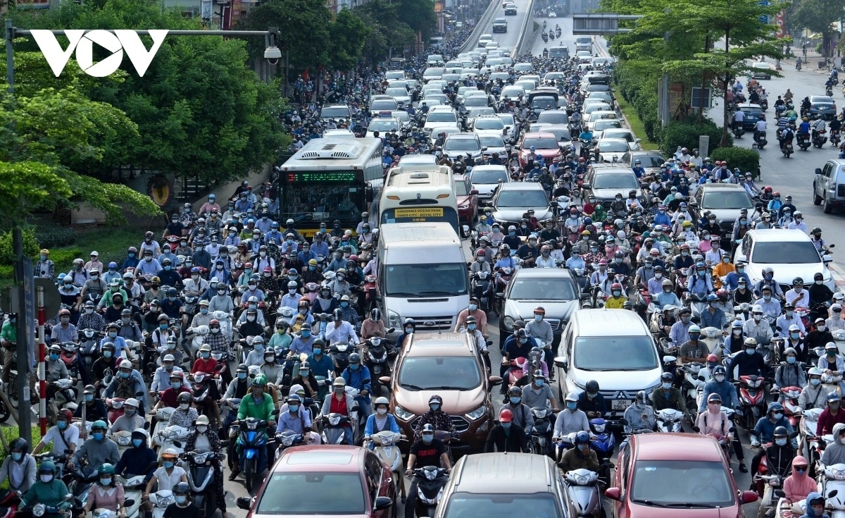 hà nội nghiên cứu tăng lệ phí trước bạ, phí biển số ô tô, xe máy chạy xăng, dầu hình ảnh 1 ha noi nghien cuu tang le phi truoc ba, phi bien so o to, xe may chay xang, dau hinh anh 1