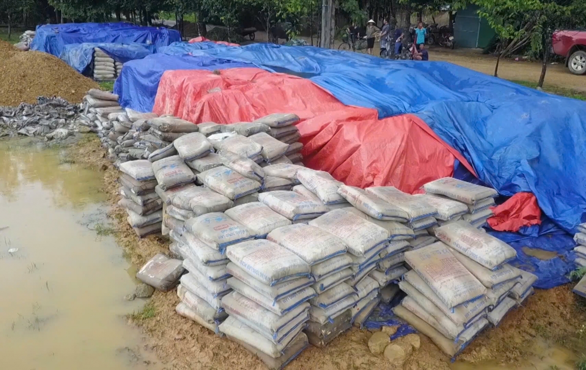 264 tấn xi măng hư hỏng ở Hà Tĩnh: Khởi tố, bắt nguyên Chủ tịch xã Lộc Yên