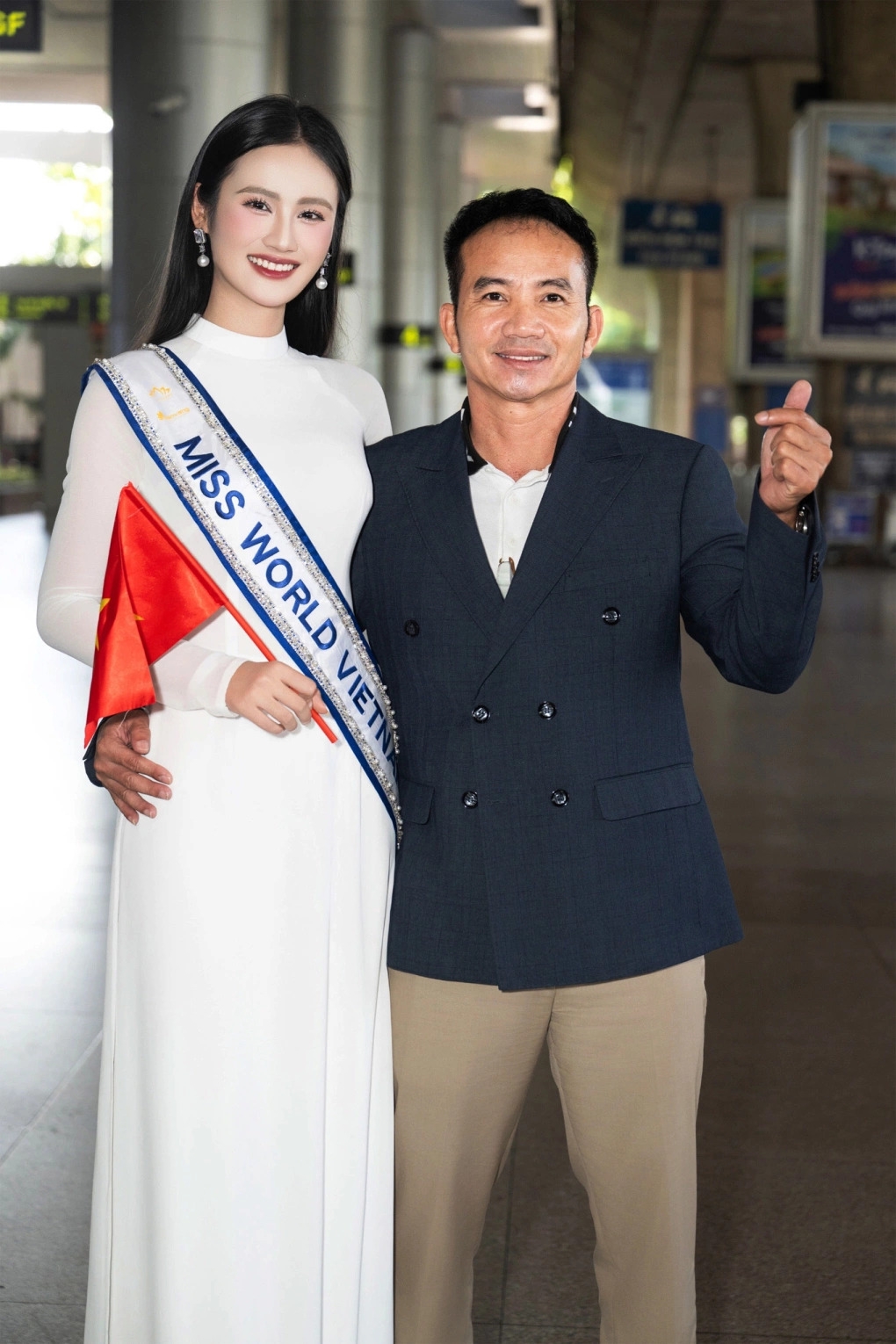 sao việt 16 6 hoa hậu Ý nhi mong bố sớm tìm được tình yêu mới hình ảnh 1 sao viet 16 6 hoa hau Y nhi mong bo som tim duoc tinh yeu moi hinh anh 1