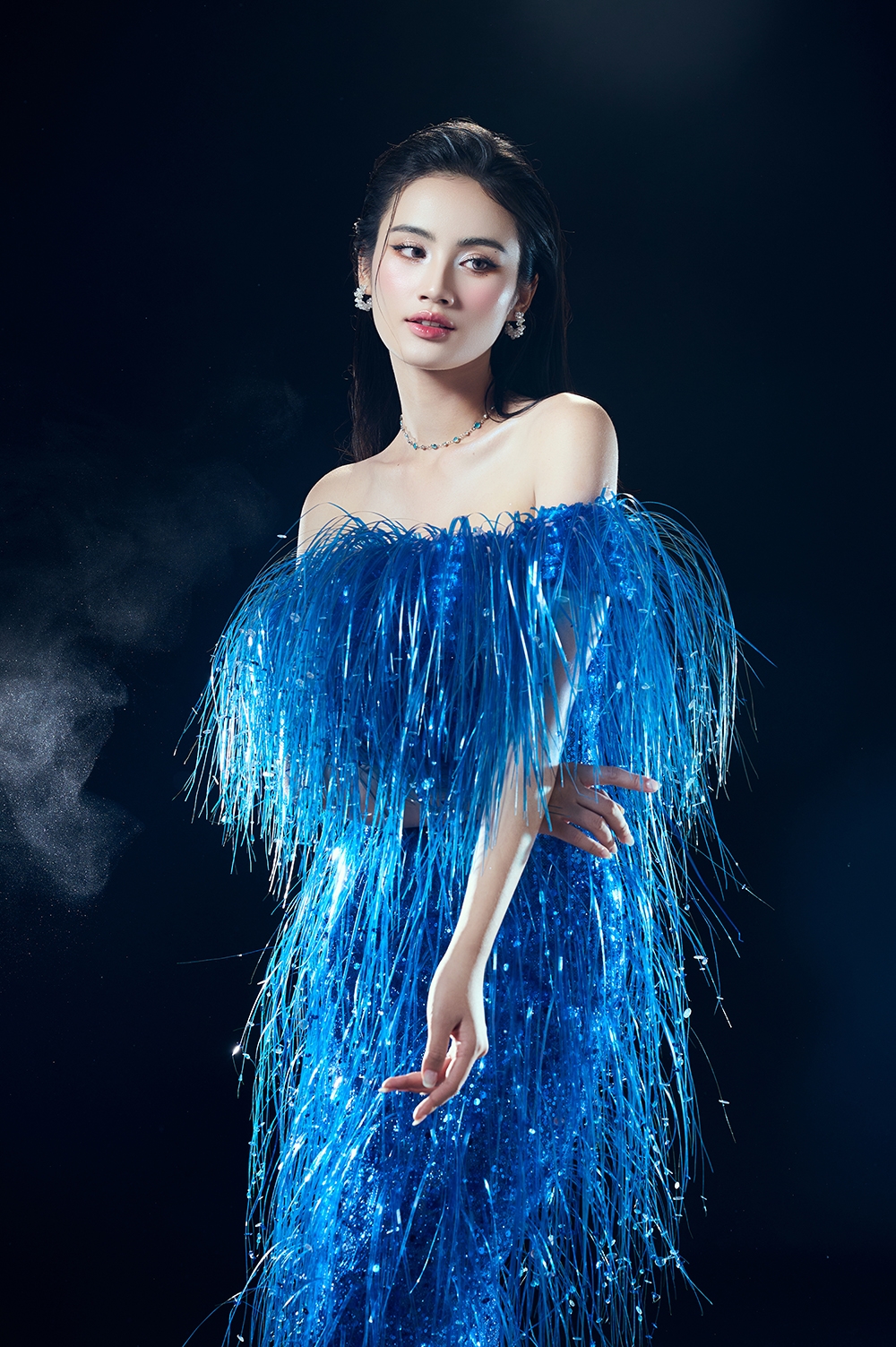 hoa hậu Ý nhi đón tuổi 23, chuẩn bị trở lại australia để hoàn tất việc học hình ảnh 1 hoa hau Y nhi don tuoi 23, chuan bi tro lai australia de hoan tat viec hoc hinh anh 1