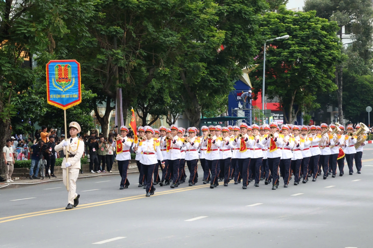 những màn biểu diễn đặc sắc tại chương trình vinh quang công an nhân dân hình ảnh 1 nhung man bieu dien dac sac tai chuong trinh vinh quang cong an nhan dan hinh anh 1