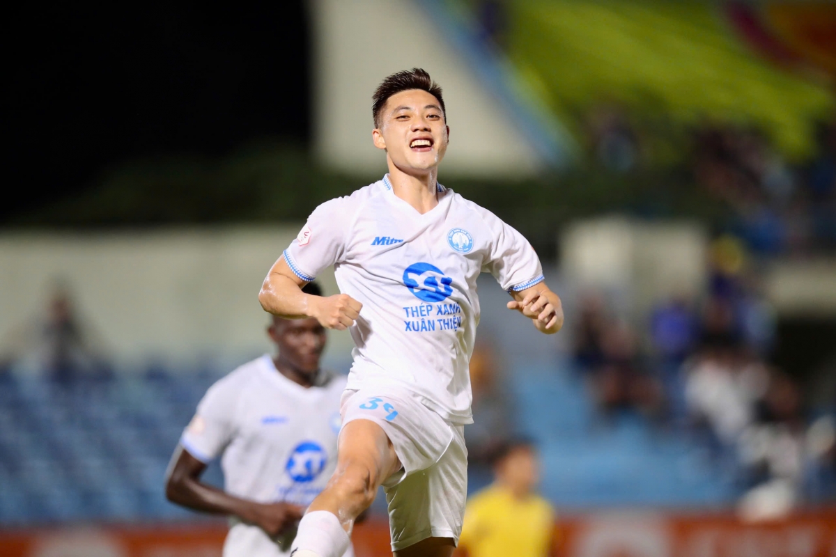 nam Định vô địch v-league 2024 2025, cuộc chiến trụ hạng căng như dây đàn hình ảnh 18 nam Dinh vo dich v-league 2024 2025, cuoc chien tru hang cang nhu day dan hinh anh 18