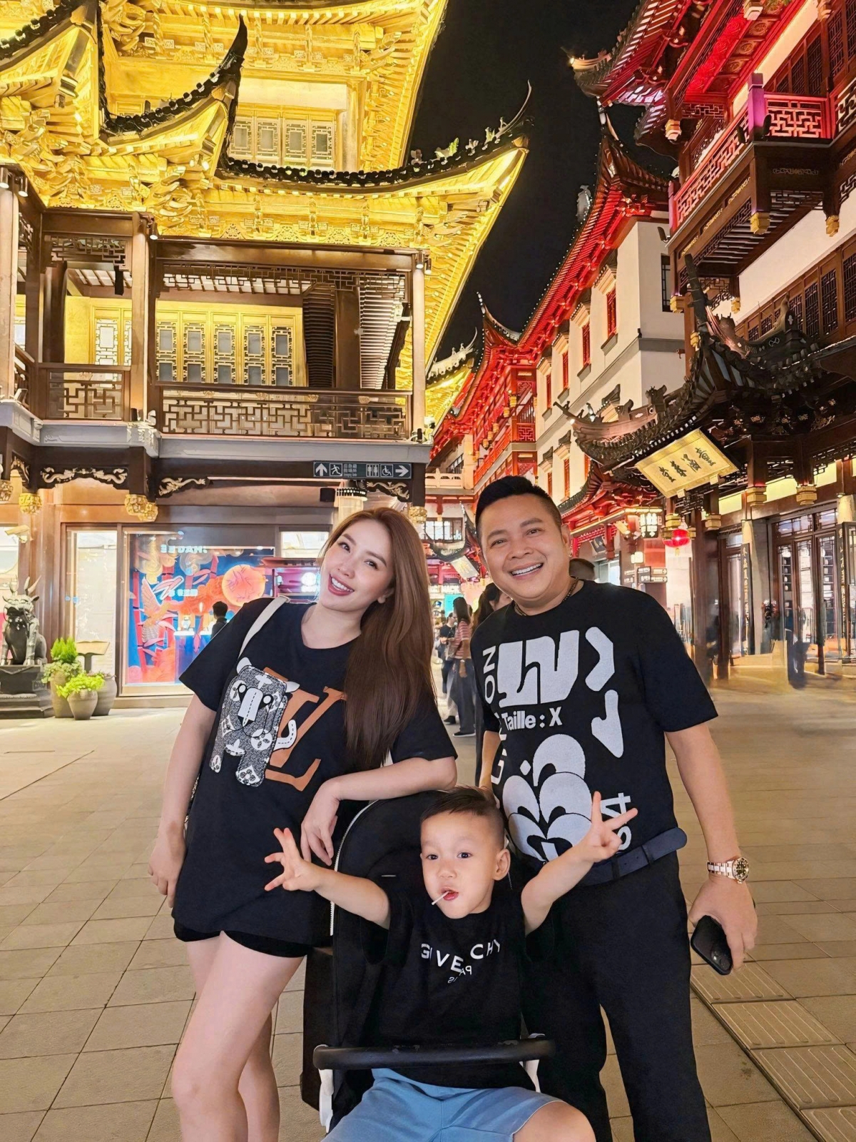 sao việt 20 6 sơn tùng m-tp khoe thân hình săn chắc hình ảnh 6 sao viet 20 6 son tung m-tp khoe than hinh san chac hinh anh 6