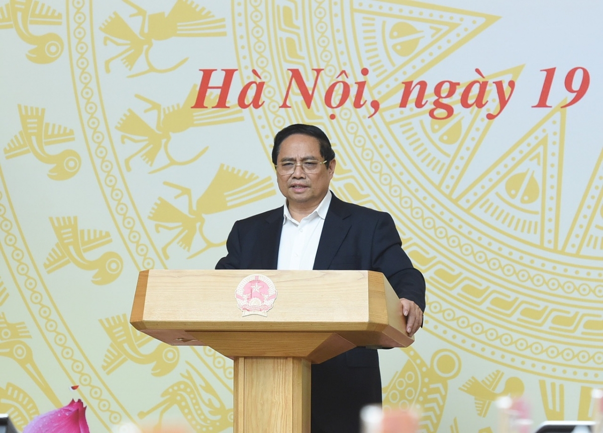 Thủ tướng: Phát huy truyền thống 100 năm với "tâm sáng, lòng trong, bút sắc"