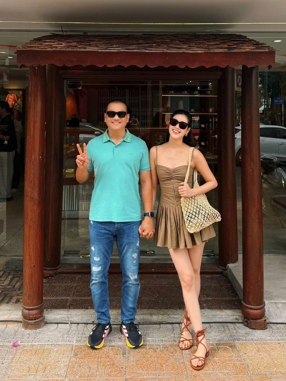 sao việt 22 6 lọ lem - con gái quyền linh thả dáng ở paris hình ảnh 6 sao viet 22 6 lo lem - con gai quyen linh tha dang o paris hinh anh 6