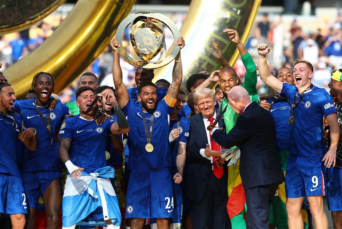 bung no cam xuc khoanh khac dan sao chelsea nhan danh hieu club world cup hinh anh 5