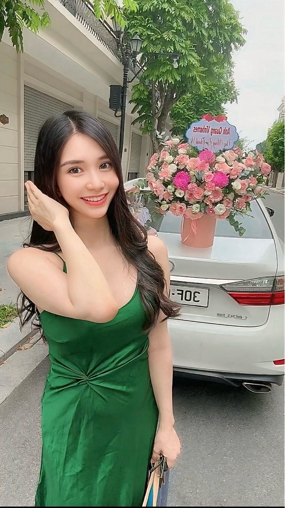 sao viet 14 7 huyen lizzie goi cam voi bikini tren bai bien hinh anh 7