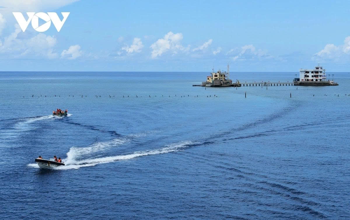 resilient vitality of emerged and submerged features in the spratly archipelago picture 1 resilient vitality of emerged and submerged features in the spratly archipelago picture 1