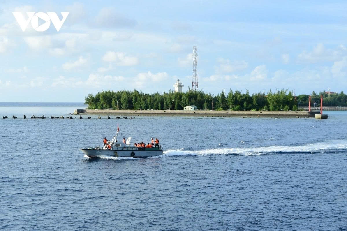 resilient vitality of emerged and submerged features in the spratly archipelago picture 10 resilient vitality of emerged and submerged features in the spratly archipelago picture 10