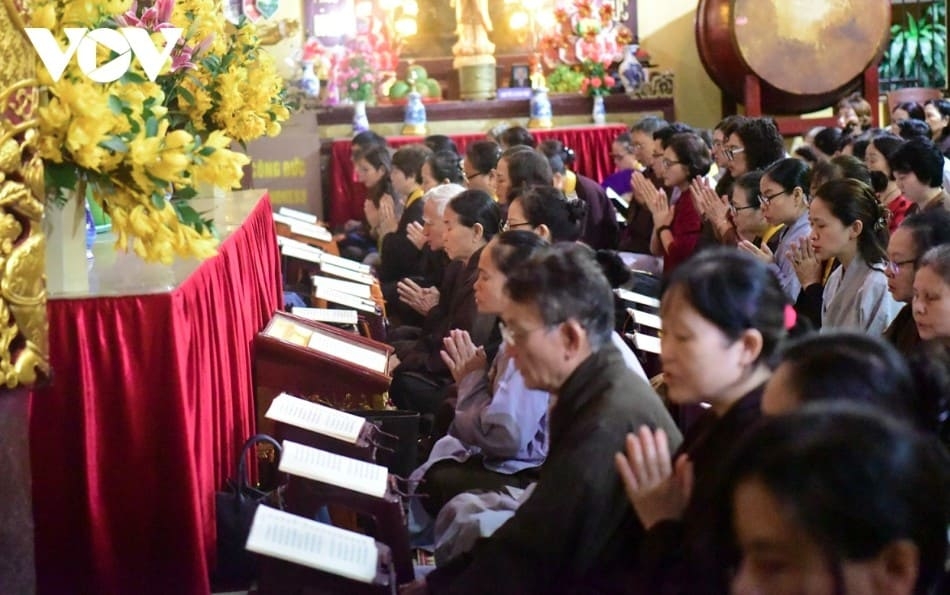 bat nha bell ritual echoes at over 18,000 pagodas to pray for national peace picture 10 bat nha bell ritual echoes at over 18,000 pagodas to pray for national peace picture 10