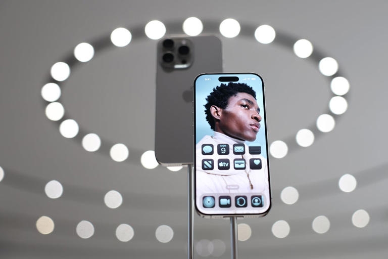người dùng iphone được khuyến cáo cập nhật ngay lên ios 18.6 hình ảnh 1 nguoi dung iphone duoc khuyen cao cap nhat ngay len ios 18.6 hinh anh 1