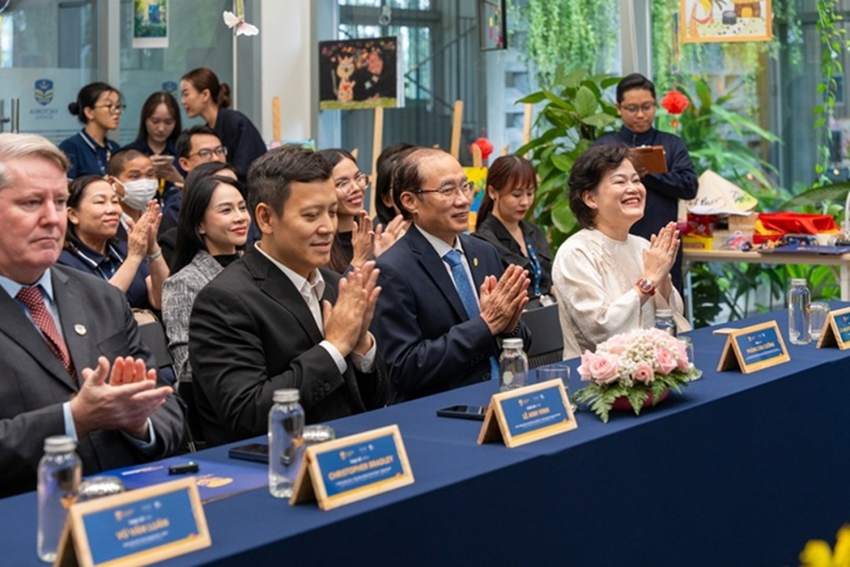 victoria school triển khai giáo dục ai nhân ái, kiến tạo công dân số toàn diện hình ảnh 6 victoria school trien khai giao duc ai nhan ai, kien tao cong dan so toan dien hinh anh 6