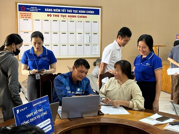 xa lộ số góp phần đảm bảo huyết mạch thông tin từ cơ sở đến trung ương hình ảnh 2 xa lo so gop phan dam bao huyet mach thong tin tu co so den trung uong hinh anh 2