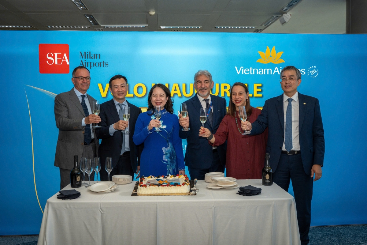 vietnam airlines chính thức mở đường bay thẳng hà nội - milan, 3 chuyến mỗi tuần hình ảnh 2 vietnam airlines chinh thuc mo duong bay thang ha noi - milan, 3 chuyen moi tuan hinh anh 2