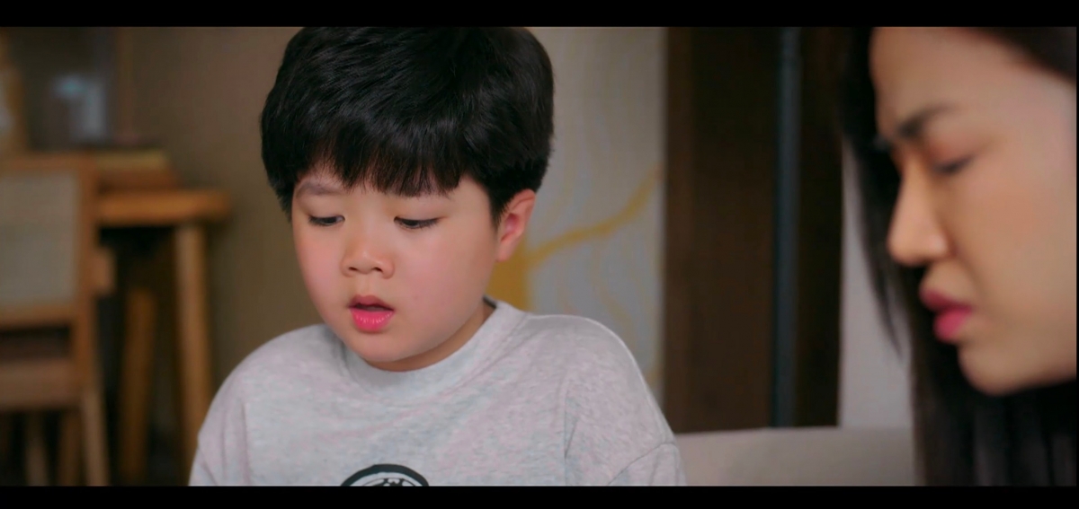 2 dien vien nhi quen mat trong phim cau vong o phia chan troi hinh anh 7