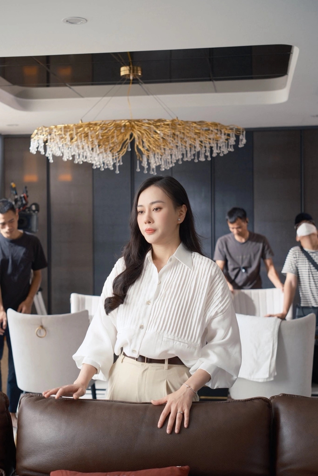 sao viet 22 7 phuong oanh tai xuat phim gio vang sau 4 nam hinh anh 1