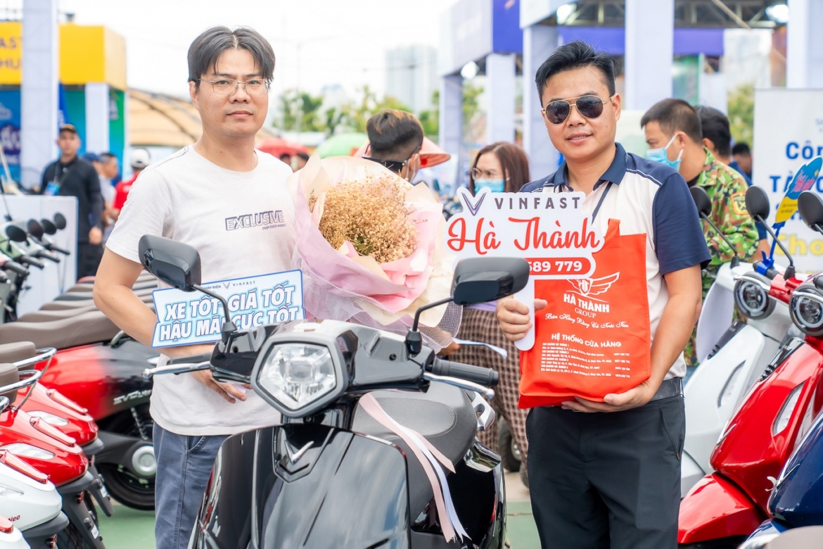 ban tre tp.hcm doi xe xang sang xe may dien vinfast vi thiet ke dep, cam giac tot hinh anh 5