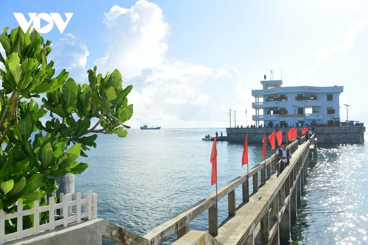 resilient vitality of emerged and submerged features in the spratly archipelago picture 6 resilient vitality of emerged and submerged features in the spratly archipelago picture 6