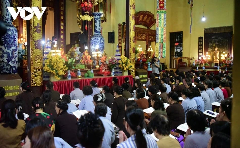 bat nha bell ritual echoes at over 18,000 pagodas to pray for national peace picture 6 bat nha bell ritual echoes at over 18,000 pagodas to pray for national peace picture 6
