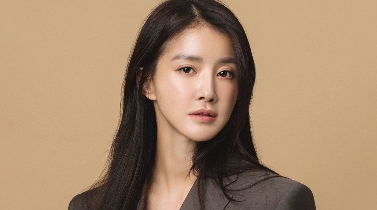 lee si young mang thai lan 2 bat chap su phan doi cua chong cu hinh anh 1