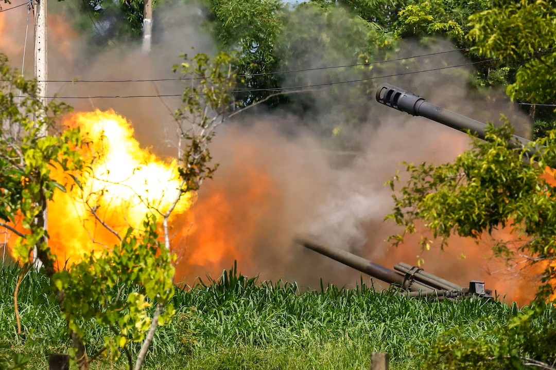 Hình ảnh Thái Lan và Campuchia đấu pháo hạng nặng qua biên giới