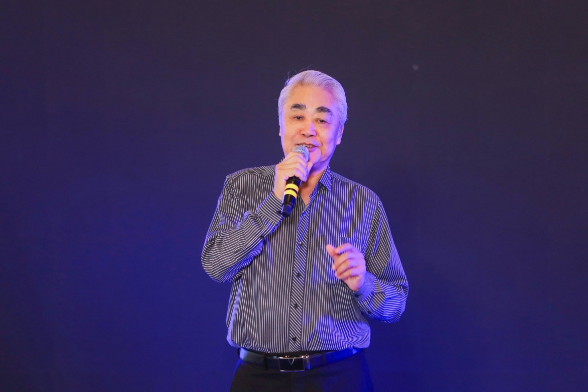 Deo ca viet cau chuyen 40 nam chinh phuc nhung cung duong bang am nhac hinh anh 3