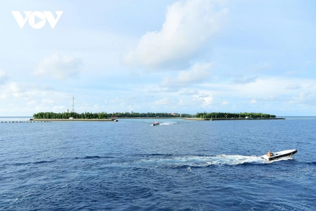 resilient vitality of emerged and submerged features in the spratly archipelago picture 9 resilient vitality of emerged and submerged features in the spratly archipelago picture 9