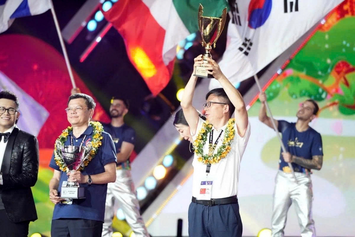 spectacular grand finale lights up da nang at diff 2025 picture 9