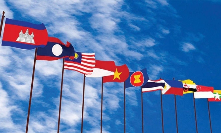 Vietnam marks 30 years in ASEAN with growing international recognition