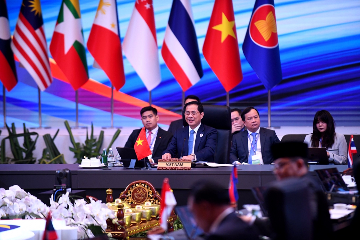 30 years on vietnam and asean forge ahead with new horizons of cooperation picture 2